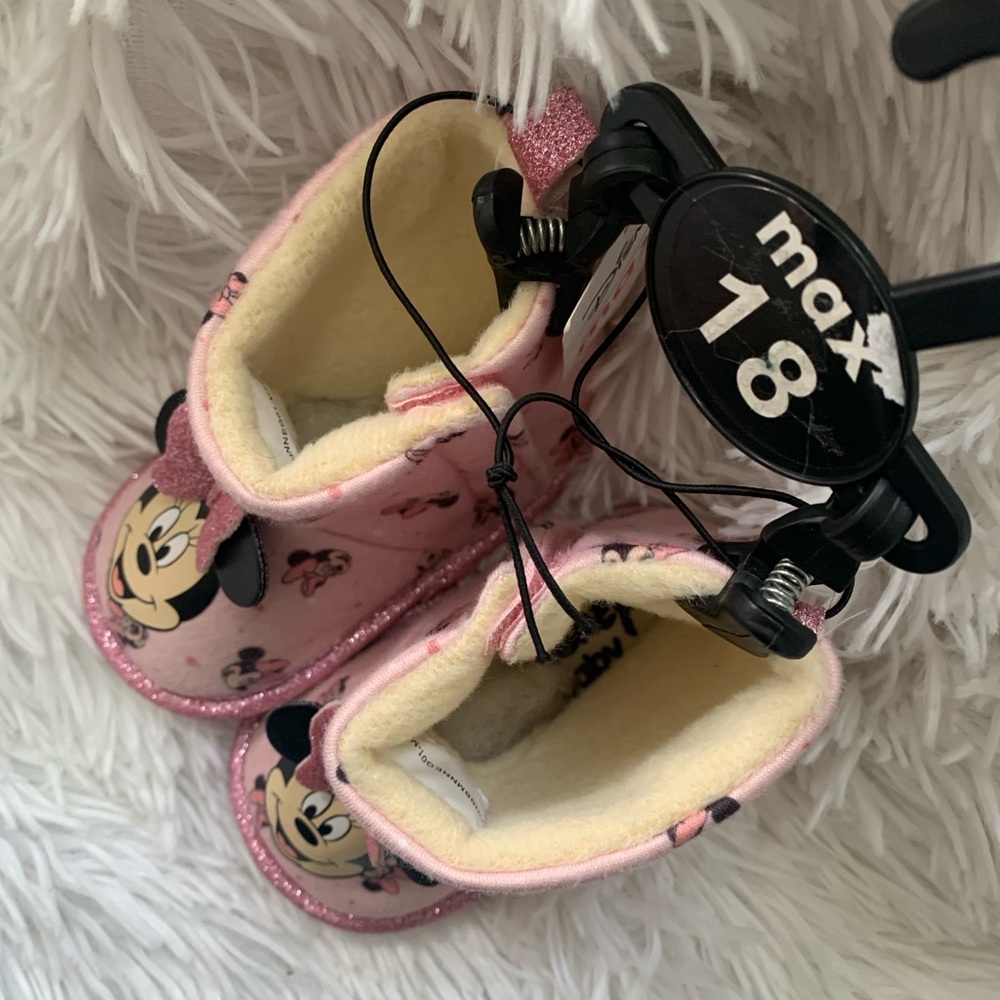 Disney Pink Minnie Mouse Baby/Toddler Shoes - Picture 4 of 5